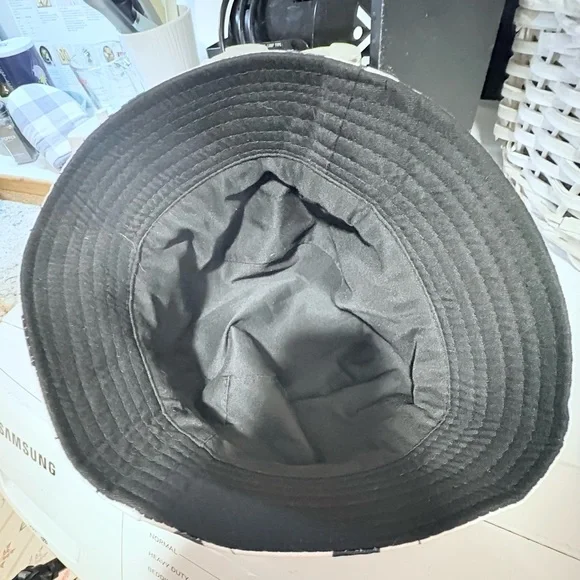Yin Yang Pattern Bucket Hat - Black & White - Picture 2 of 3